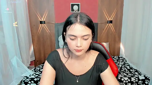 Snapshot of Sarah_angell chatting on 01-13-25, 08:04 Sarah angell online show from 01-13-25, 08:04