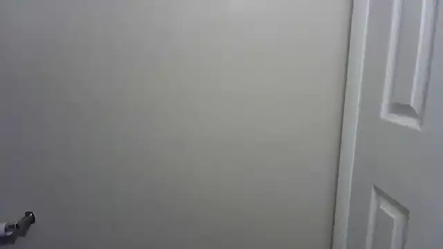 Snapshot of mariah2299 chatting on 04-08-26, 05:42 mariah2299 online show from 04-08-26, 05:42