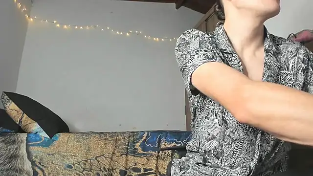 Tristan fantasycam online show from 10-28-25, 09:36