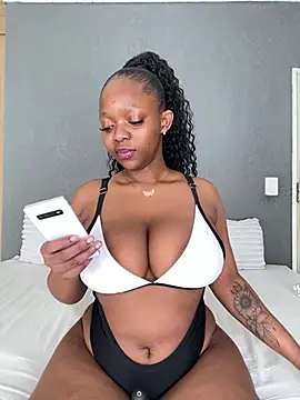 Jazmine-Blue online show from 07-17-26, 09:50