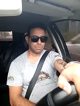 hecwil8 online show from 10-17-25, 11:34