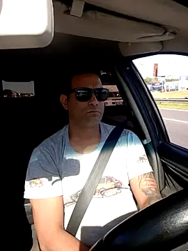 hecwil8 online show from 12-18-25, 11:58