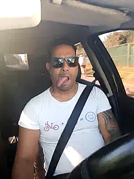 hecwil8 online show from 11-13-25, 11:25