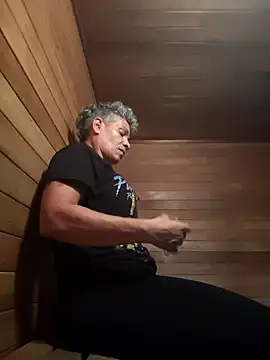 Snapshot of CeceilaMoon chatting on 02-23-26, 09:04 CeceilaMoon online show from 02-23-26, 09:04