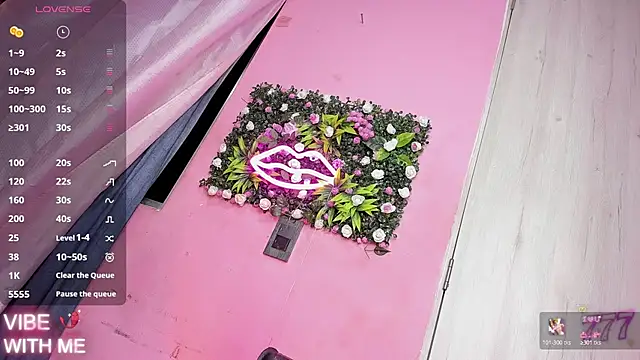 Snapshot of shenielxx chatting on 07-19-26, 03:48 shenielxx online show from 07-19-26, 03:48