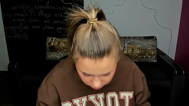 IsabellaBler online show from 11-27-25, 06:47