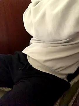 Snapshot of gaybuddy chatting on 10-18-25, 02:19 gaybuddy online show from 10-18-25, 02:19