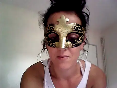 Masquegirlmysterious online show from 09-30-25, 12:00