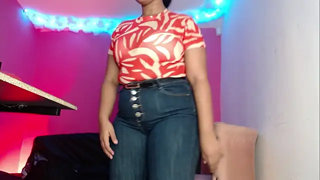 Snapshot of sharlot_evans_ chatting on 10-22-25, 12:04 sharlot evans online show from 10-22-25, 12:04