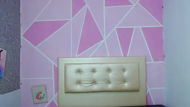 Snapshot of AngeDrty chatting on 06-28-26, 06:09 AngeDrty online show from 06-28-26, 06:09