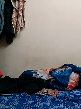 Csndy online show from 10-30-25, 01:37