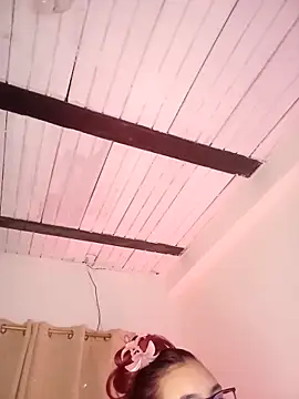 Isabella Du online show from 12-20-25, 04:37