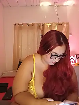 Snapshot of Isabella_Du chatting on 05-15-26, 08:29 Isabella Du online show from 05-15-26, 08:29