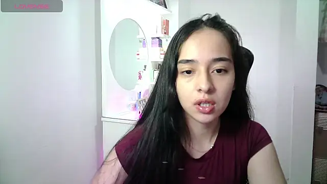 Snapshot of aineangeel chatting on 07-05-26, 11:55 aineangeel online show from 07-05-26, 11:55