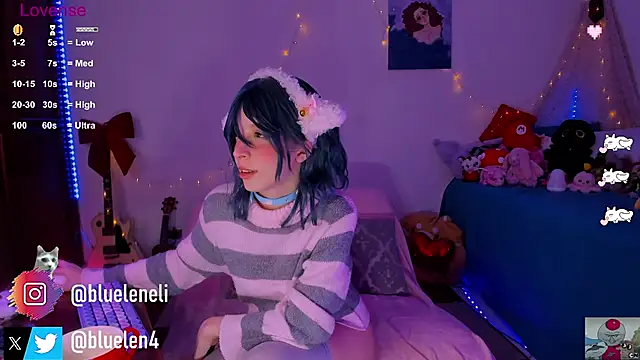 Snapshot of bluelen chatting on 02-21-25, 03:10 bluelen online show from 02-21-25, 03:10