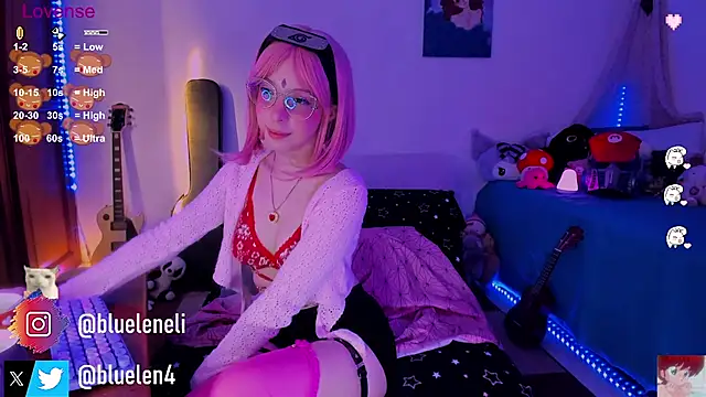 Snapshot of bluelen chatting on 03-16-25, 12:11 bluelen online show from 03-16-25, 12:11