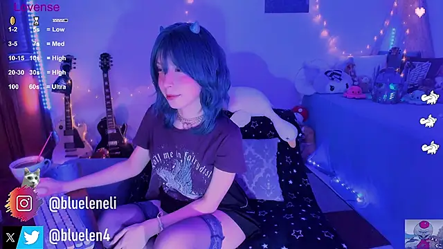 Snapshot of bluelen chatting on 02-05-25, 08:11 bluelen online show from 02-05-25, 08:11