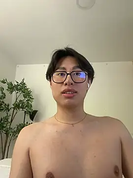 Snapshot of SrLuis18 chatting on 06-12-26, 09:45 SrLuis18 online show from 06-12-26, 09:45