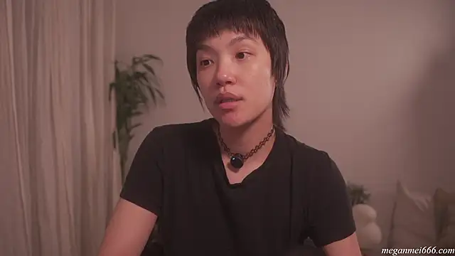 Snapshot of meganmei666 chatting on 05-20-26, 01:57 meganmei666 online show from 05-20-26, 01:57