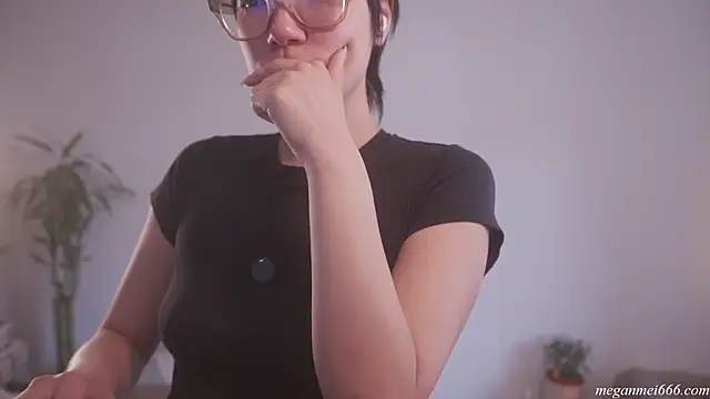 meganmei666 online show from 04-15-26, 07:58