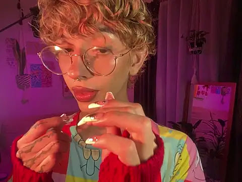 Snapshot of lyamthommpson chatting on 02-24-26, 04:35 lyamthommpson online show from 02-24-26, 04:35