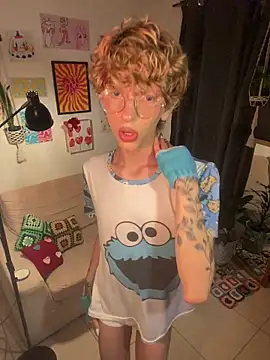 Snapshot of lyamthommpson chatting on 02-09-26, 03:26 lyamthommpson online show from 02-09-26, 03:26