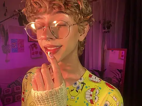 Snapshot of lyamthommpson chatting on 03-01-26, 03:17 lyamthommpson online show from 03-01-26, 03:17