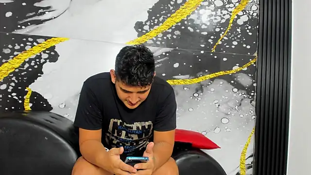 sweethot    online show from 09-09-25, 02:26