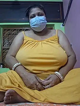 Snapshot of kunjan789 chatting on 10-29-25, 02:10 kunjan789 online show from 10-29-25, 02:10