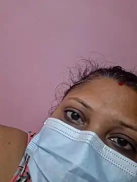 Snapshot of kunjan789 chatting on 10-28-25, 02:45 kunjan789 online show from 10-28-25, 02:45