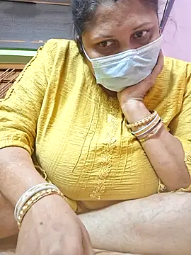 Snapshot of kunjan789 chatting on 02-20-25, 12:19 kunjan789 online show from 02-20-25, 12:19