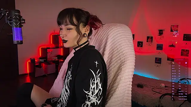 deadlysweet online show from 01-18-26, 03:21