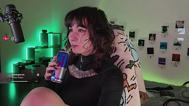 deadlysweet online show from 11-07-25, 11:52