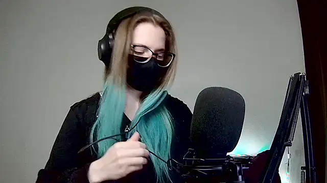 Snapshot of amber_candyfloss chatting on 01-30-25, 10:08 amber candyfloss online show from 01-30-25, 10:08