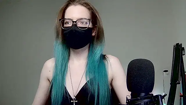 Snapshot of amber_candyfloss chatting on 01-14-25, 12:00 amber candyfloss online show from 01-14-25, 12:00