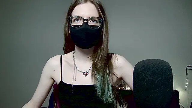 amber candyfloss online show from 11-24-25, 11:27