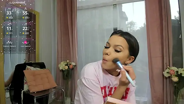 Selena Reeves online show from 10-11-25, 06:36