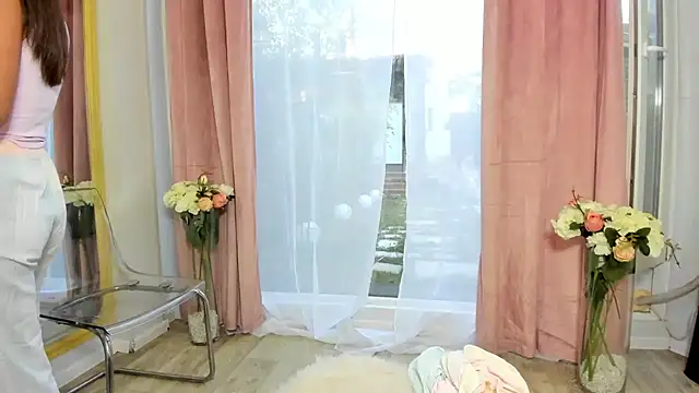 Selena Reeves online show from 09-24-25, 05:47