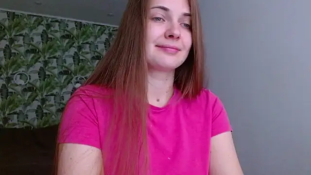 Olivia shine online show from 11-06-25, 05:22