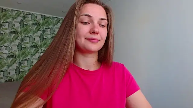 Olivia shine online show from 09-09-25, 04:22