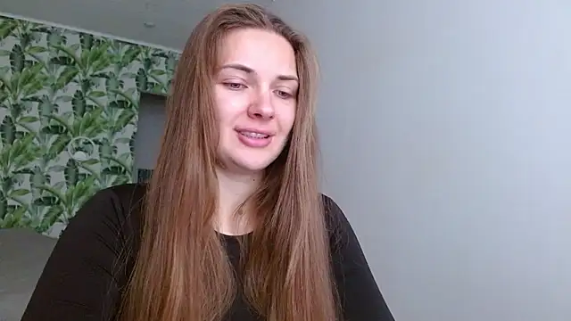Olivia shine online show from 10-05-25, 04:25