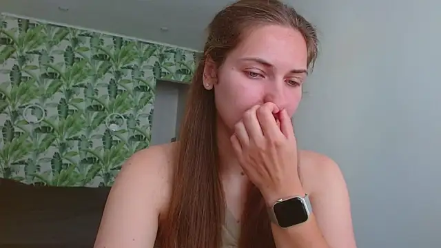 Olivia shine online show from 07-22-26, 04:25