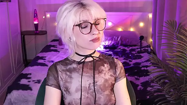  Moonlight t online show from 02-26-26, 08:47