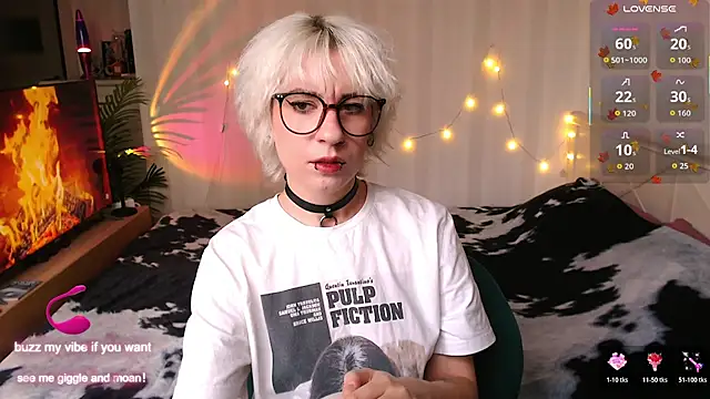  Moonlight t online show from 11-26-25, 08:25