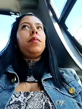 Snapshot of Emily_Wane chatting on 01-07-25, 03:33 Emily Wane online show from 01-07-25, 03:33