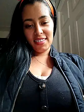 Snapshot of Emily_Wane chatting on 03-14-25, 07:23 Emily Wane online show from 03-14-25, 07:23
