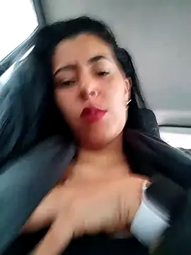Snapshot of Emily_Wane chatting on 10-19-25, 04:43 Emily Wane online show from 10-19-25, 04:43