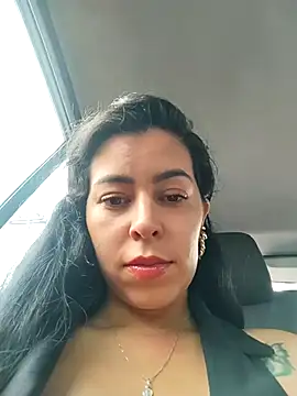 Snapshot of Emily_Wane chatting on 04-22-26, 04:47 Emily Wane online show from 04-22-26, 04:47
