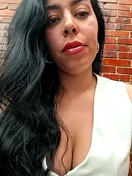 Emily Wane online show from 07-14-26, 07:42