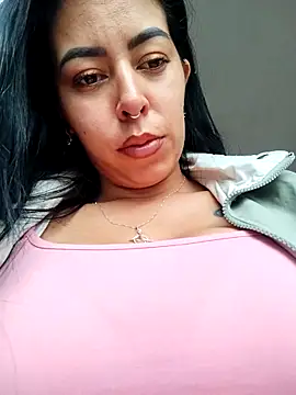 Snapshot of Emily_Wane chatting on 09-14-25, 05:02 Emily Wane online show from 09-14-25, 05:02